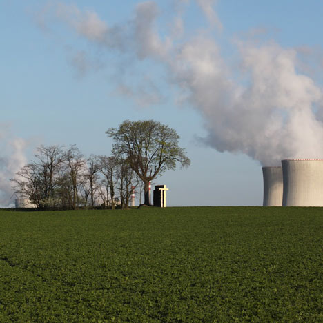 The Cross-Gate by Ivo Pavlik