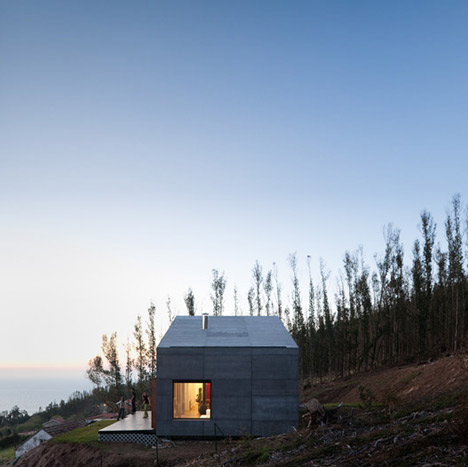 Prefab House in Cedeira by MYCC