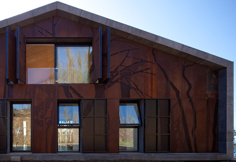 Prefab House in Cedeira by MYCC