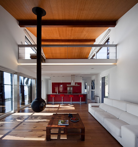 Prefab House in Cedeira by MYCC