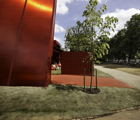 Serpentine Gallery Pavilion by Jean Nouvel photographed by Julien Lanoo