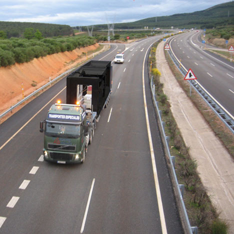 Prefab House in Cedeira by MYCC