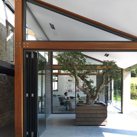 Apprentice Store by Threefold Architects