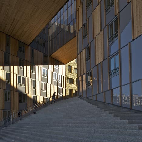 Monolith by Erick van Egeraat