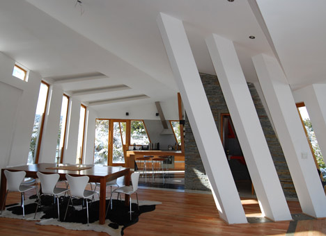 Ribbon House by G2estudio