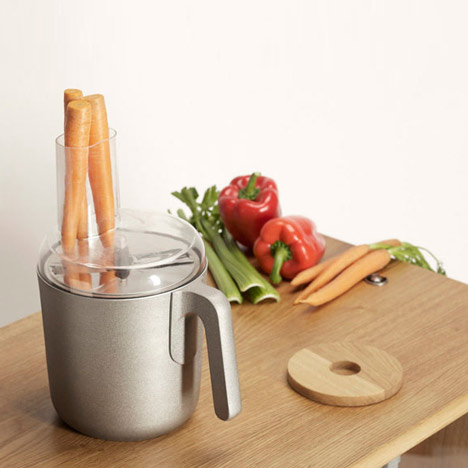 r2b2 by Christoph Thetard