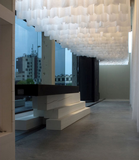 Art Gallery Showroom by Antonio Ravalli Architetti