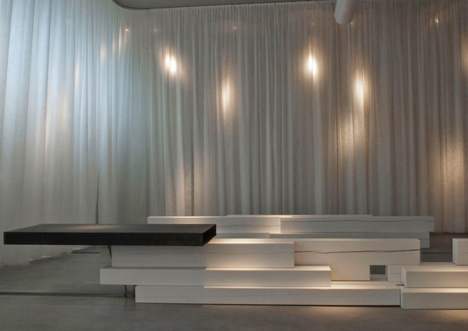 Art Gallery Showroom by Antonio Ravalli Architetti