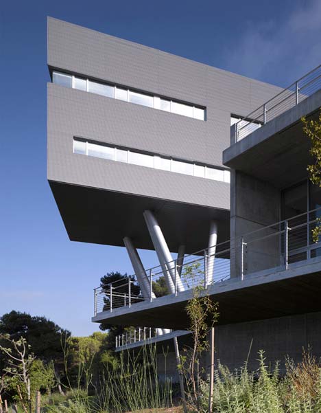 Haifa University Student Centre by Chyutin Architects