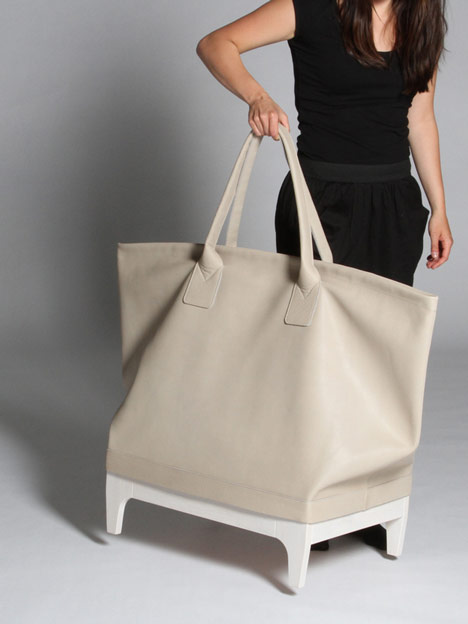 Home Traveller by Anne Lorenz