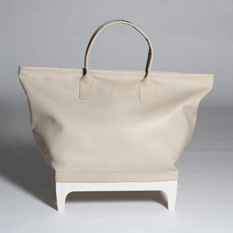 Home Traveller by Anne Lorenz