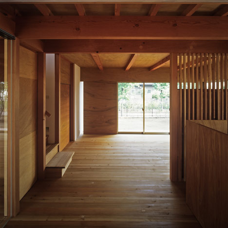 House in Kobe by Keiichi Sugiyama Architect