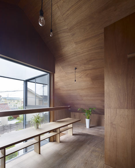 Ogaki House by Katsutoshi Sasaki and Associates