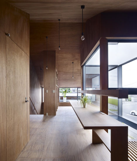 Ogaki House by Katsutoshi Sasaki and Associates