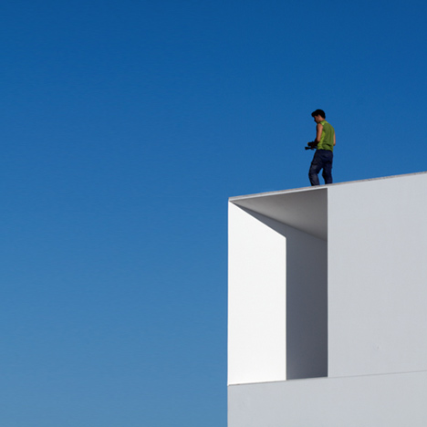 House for elderly people by Aires Mateus Arquitectos