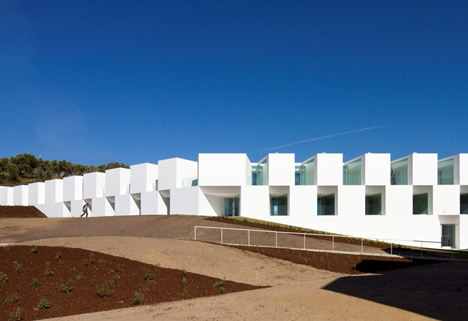 House for elderly people by Aires Mateus Arquitectos