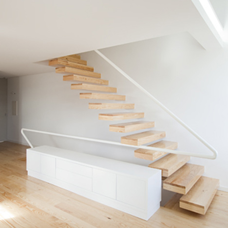 PAC House by A and R Arquitectos