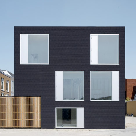 V35K18 by Pasel Keunzel Architects