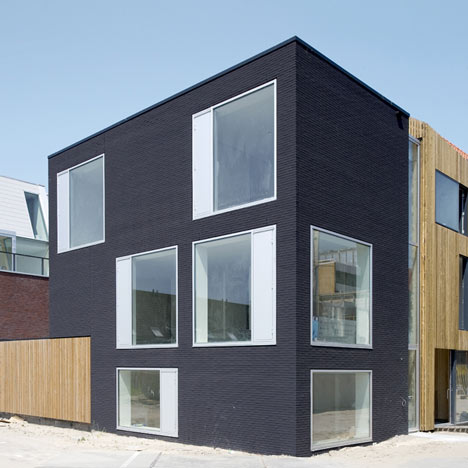 V35K18 by Pasel Keunzel Architects