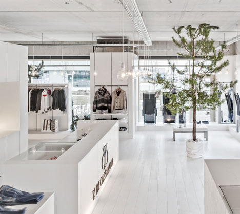 Y. Di Cassanova by Van Halewyck & Marco Architects