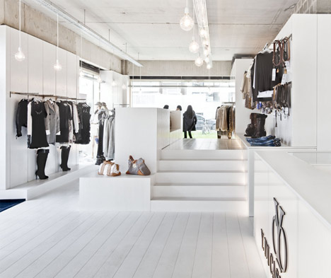 Y. Di Cassanova by Van Halewyck & Marco Architects