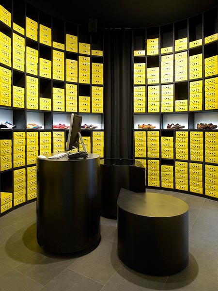 dzn_A1_66GALLERY_02_A1