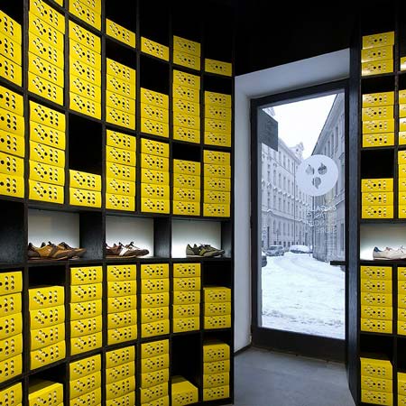 dzn_sq_A1_66GALLERY_03_A1